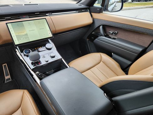 Certified 2023 Land Rover Range Rover Sport SE Dynamic image 13