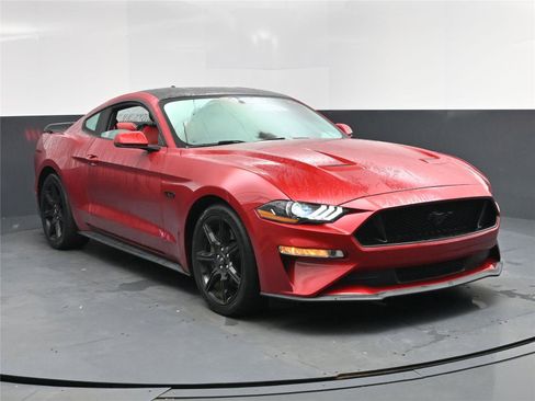Used 2020 Ford Mustang GT Premium w/ Equipment Group 401A image 8