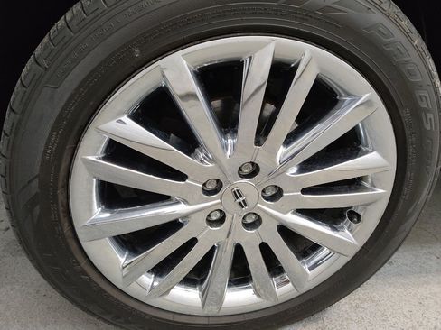 Used 2014 Lincoln MKX w/ Equipment Group 101A image 31