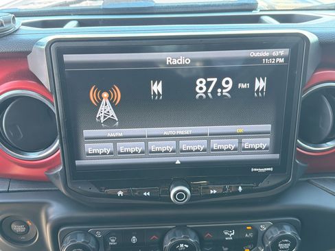 Used 2021 Jeep Wrangler Unlimited Rubicon w/ Safety Group image 27