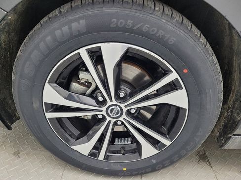 Used 2021 Nissan Sentra SV image 31