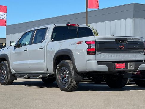 New 2026 Nissan Frontier PRO-4X w/ Pro-4x Convenience Package AWD/4WD image 6