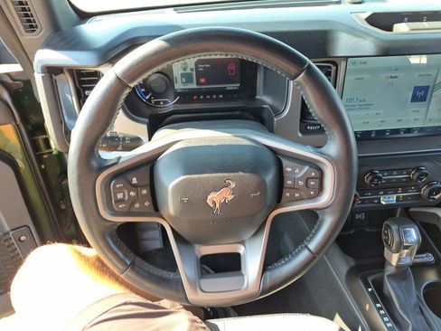 Used 2022 Ford Bronco Outer Banks w/ Sasquatch Package image 20