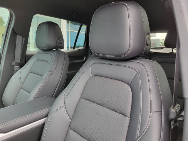 New 2027 GMC Terrain Elevation w/ Elevation Premium Package AWD/4WD image 14