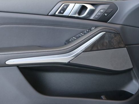 Used 2025 BMW X5 xDrive40i image 13