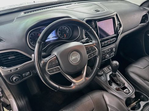 Used 2021 Jeep Cherokee Limited AWD/4WD image 12