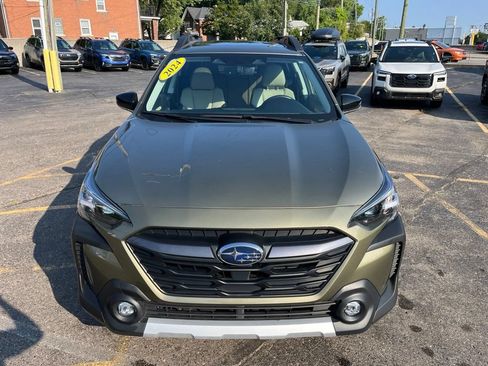 Certified 2024 Subaru Outback Limited AWD/4WD image 2