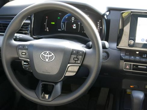Used 2026 Toyota Camry LE FWD image 13