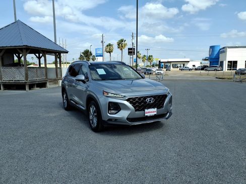 Used 2020 Hyundai Santa Fe Limited FWD image 2