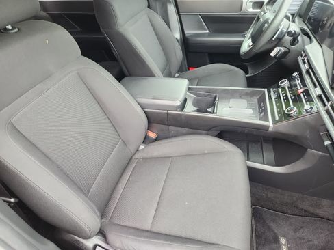 Used 2024 Hyundai Santa Fe SE FWD image 12