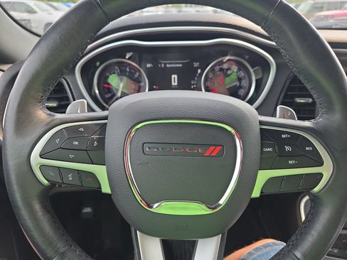 Used 2017 Dodge Challenger GT AWD/4WD image 15