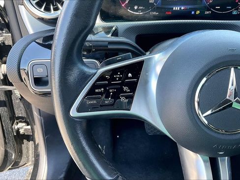 Used 2025 Mercedes-Benz CLA 250 4MATIC image 11