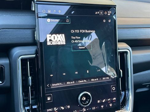 New 2026 GMC Yukon Denali w/ Denali Reserve Package AWD/4WD image 18