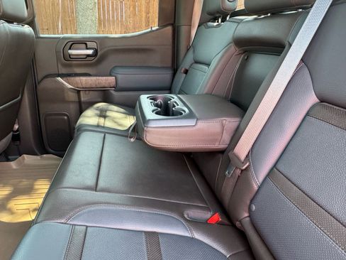 Used 2021 GMC Sierra 1500 Denali w/ Denali Ultimate Package image 34