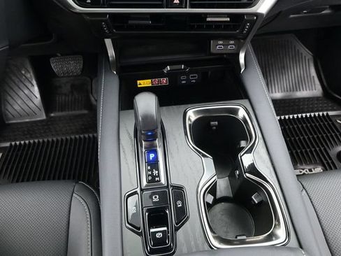 Used 2025 Lexus RX 350 F Sport w/ Convenience Package FWD image 7