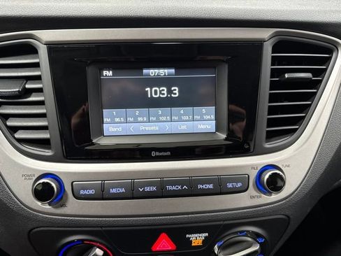 Used 2020 Hyundai Accent SE FWD image 16