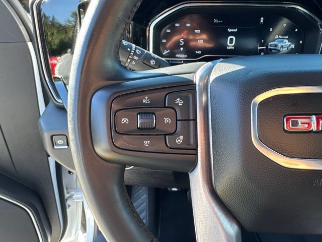 Used 2025 GMC Sierra 1500 SLT AWD/4WD image 16
