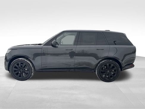 New 2026 Land Rover Range Rover SE image 2