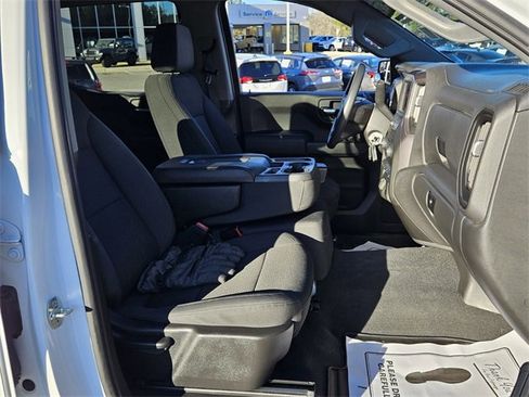 Used 2020 Chevrolet Silverado 1500 Custom w/ Custom Value Package image 14