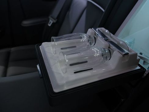 Used 2026 Rolls-Royce Phantom Sedan image 45