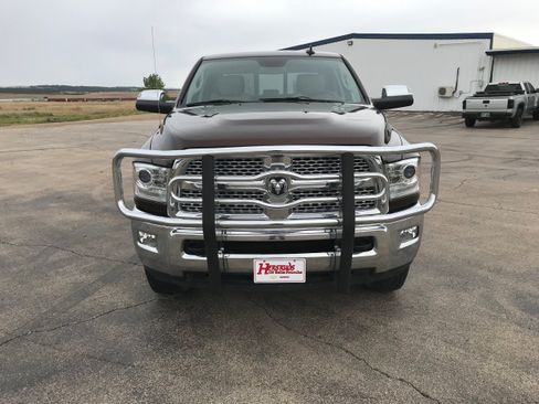 Used 2015 RAM 2500 Laramie AWD/4WD image 3