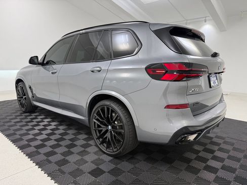Used 2026 BMW X5 xDrive40i w/ M Sport Package AWD/4WD image 5