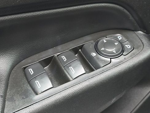 Used 2022 Chevrolet Equinox LT AWD/4WD image 12