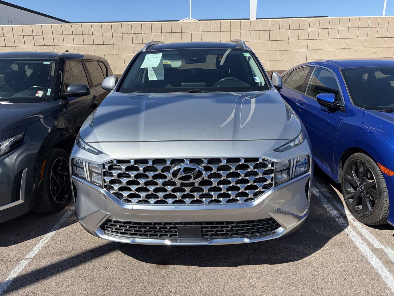 Used 2022 Hyundai Santa Fe SEL w/ Convenience + Premium Package FWD image 3