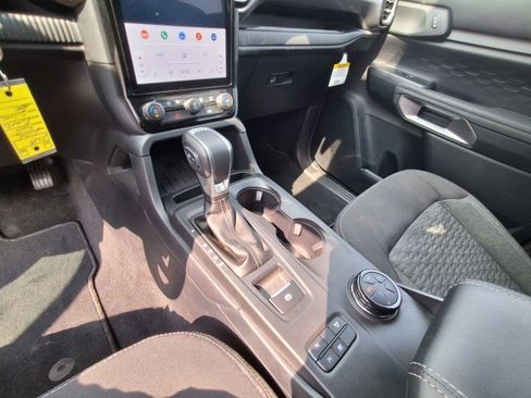 Used 2024 Ford Ranger XLT w/ Technology Package image 14