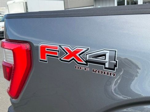 Certified 2022 Ford F150 Platinum w/ Equipment Group 701A High AWD/4WD image 17