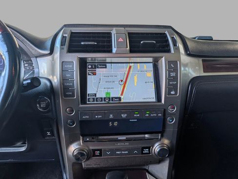 Used 2015 Lexus GX 460 w/ Premium Package AWD/4WD image 26