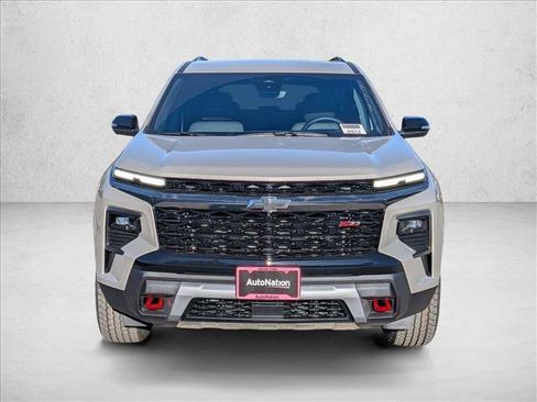 New 2026 Chevrolet Traverse Z71 w/ Driver Confidence Package image 2