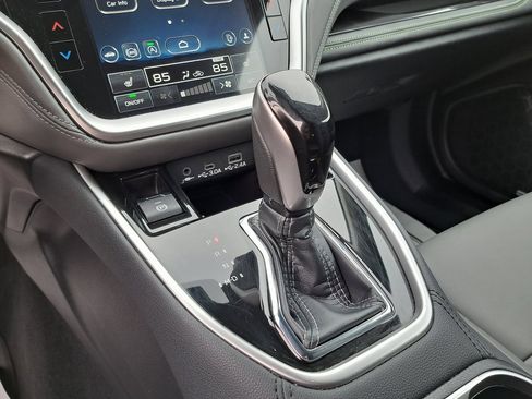 Certified 2024 Subaru Outback Onyx Edition image 19