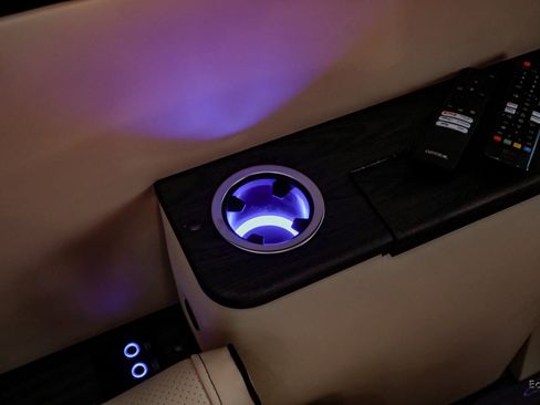 Used 2025 Mercedes-Benz Sprinter 3500 image 90