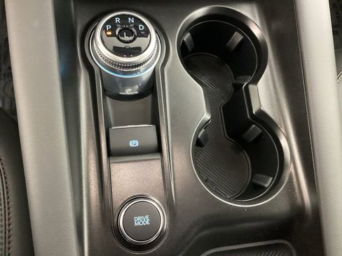 Used 2025 Ford Explorer Active w/ Active Comfort Package image 30