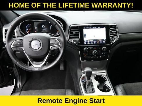 Used 2020 Jeep Grand Cherokee Altitude AWD/4WD image 15