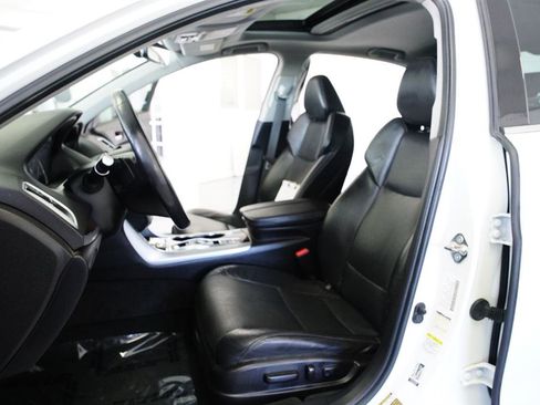 Used 2017 Acura TLX FWD V6 w/Technology Pkg image 9