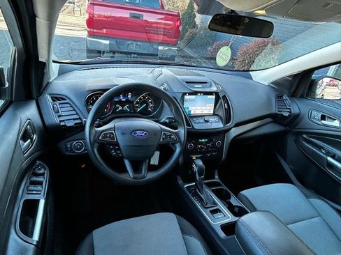 Used 2018 Ford Escape SE w/ SE Sync 3 Package image 15