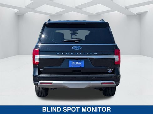 Certified 2024 Ford Expedition Max XLT image 5