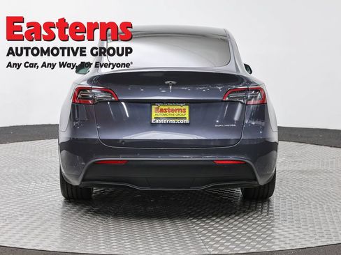 Used 2021 Tesla Model Y Long Range AWD/4WD image 6