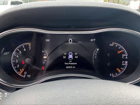 Used 2020 Jeep Grand Cherokee Altitude image 25