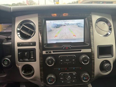 Used 2016 Ford Expedition Limited w/ Equipment Group 301A image 29