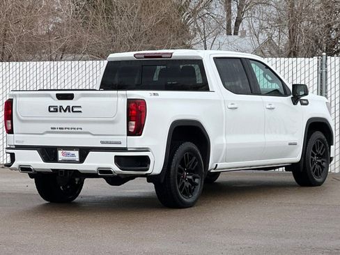 Used 2023 GMC Sierra 1500 Elevation w/ Preferred Package image 4