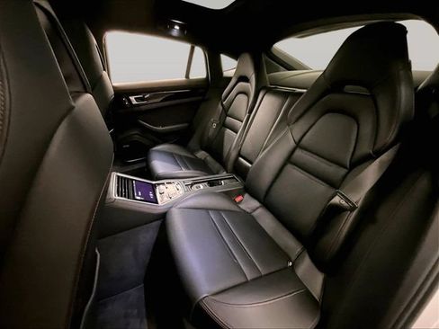 Used 2019 Porsche Panamera GTS AWD/4WD image 25