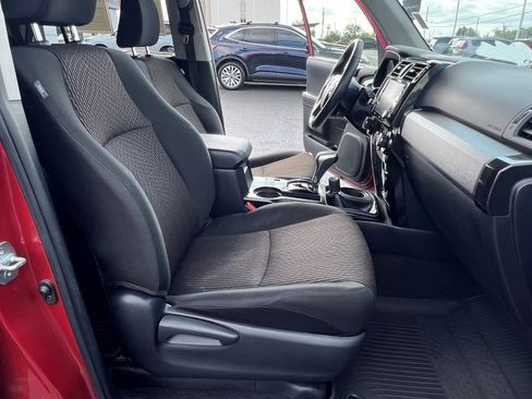 Used 2020 Toyota 4Runner TRD Off-Road image 22