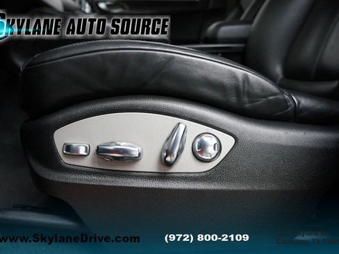 Used 2018 Porsche Macan Sport Edition image 12