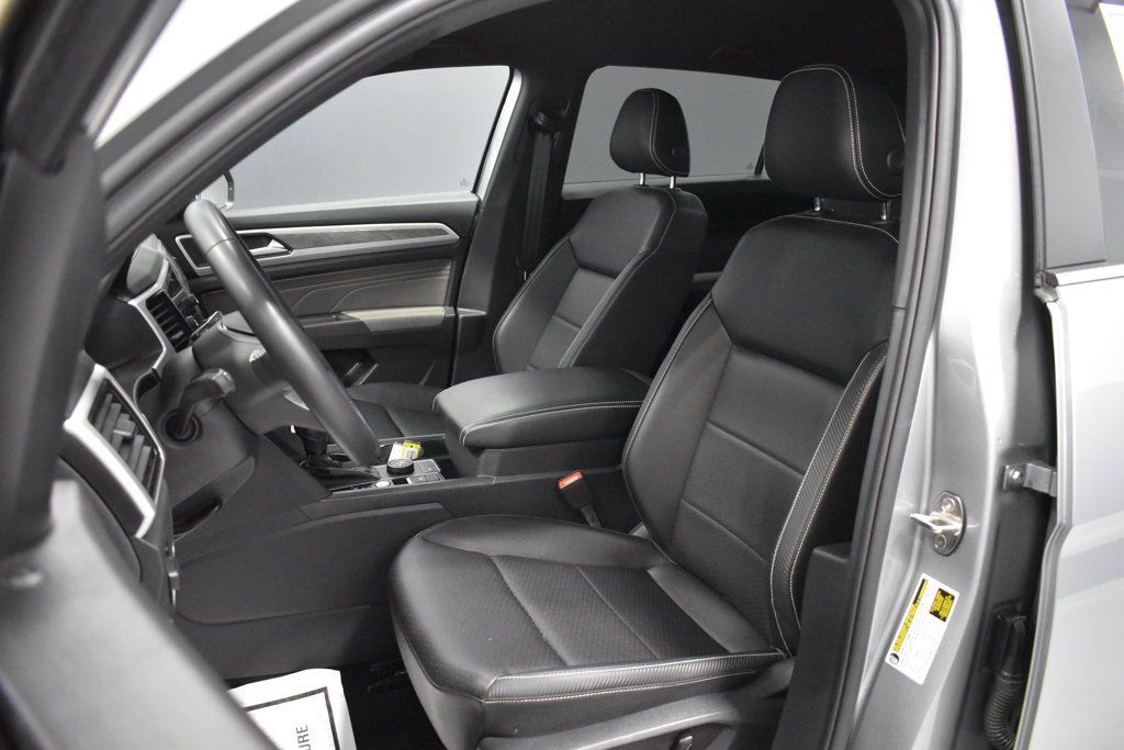 Used 2023 Volkswagen Atlas Cross Sport SE AWD/4WD image 5