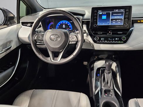 Used 2020 Toyota Corolla XSE image 9