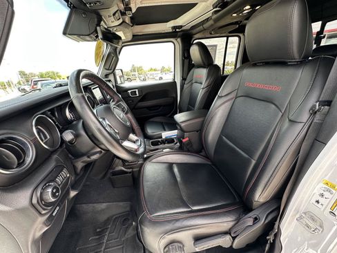 Used 2020 Jeep Gladiator Rubicon AWD/4WD image 17