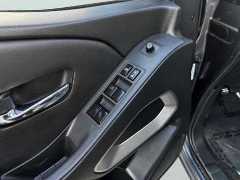 Used 2023 Nissan Frontier SV w/ Technology Package image 20